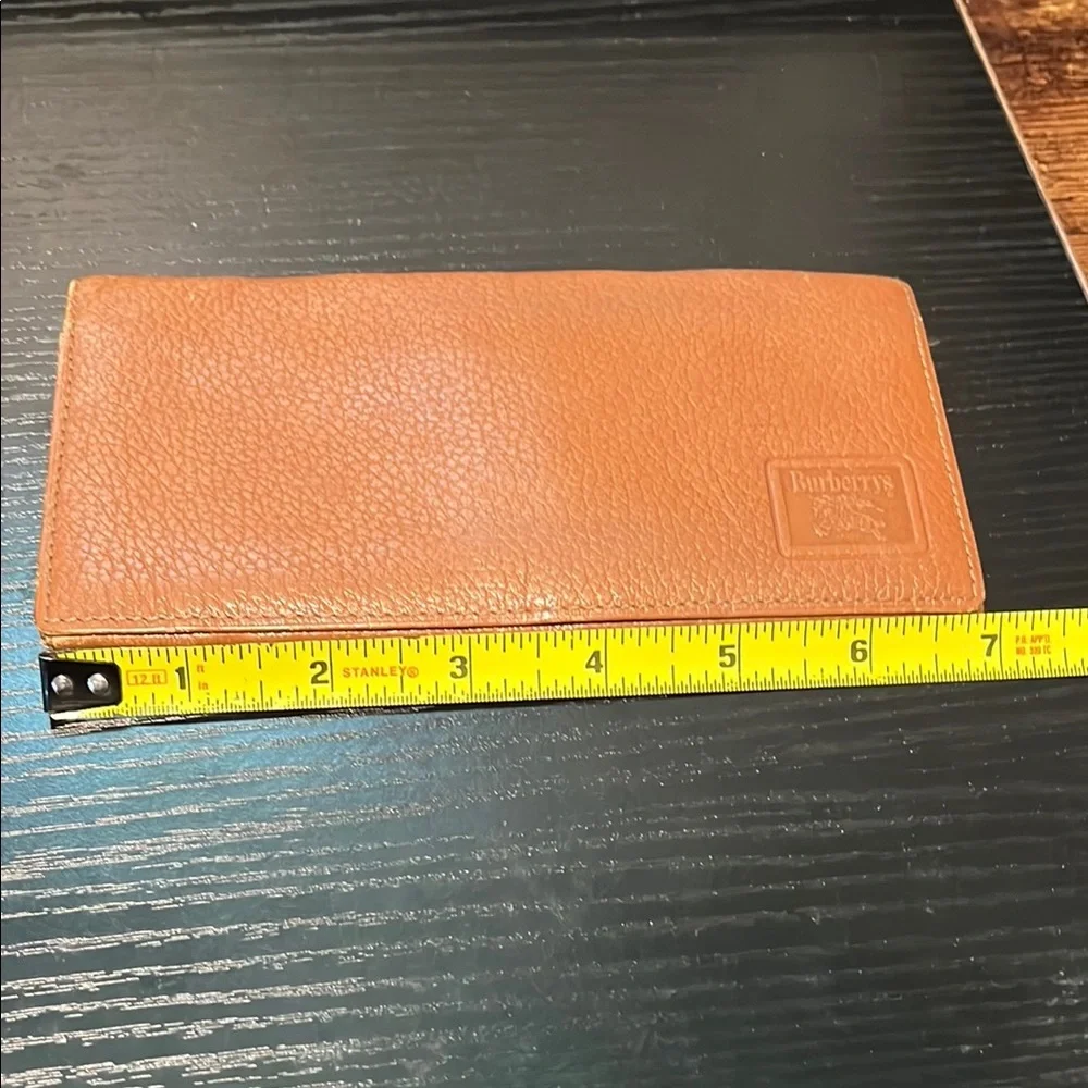 Burberry Bifold Leather Long Wallet Flap Logo Embossed Nova Check Clasp Brown M